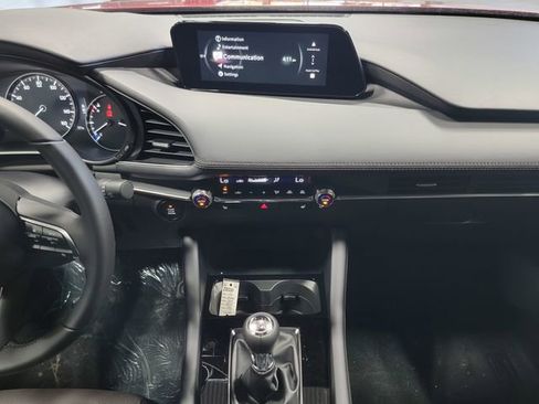 New 2026 MAZDA MAZDA3 2.5 S Hatchback w/ Premium Pkg FWD image 18