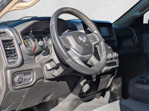 Used 2019 RAM 2500 Big Horn image 10