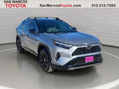 Used 2025 Toyota RAV4 XSE image 3