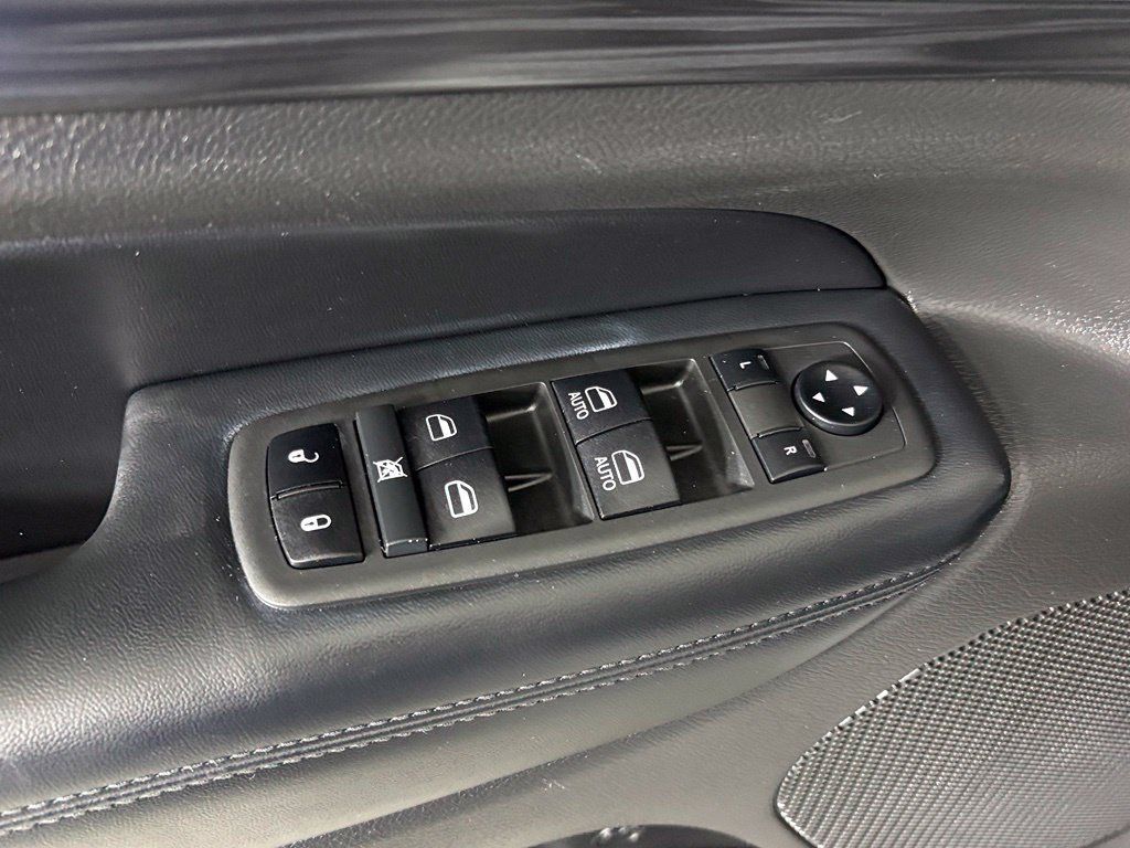 Used 2021 Jeep Grand Cherokee Laredo X RWD image 15