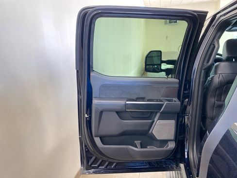 New 2025 Ford F150 Platinum image 8