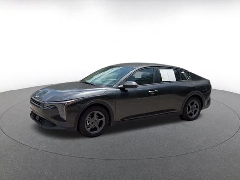 Used 2025 Kia K4 FWD image 8