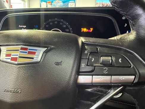 Used 2021 Cadillac Escalade Sport w/ Driver Assist Tech Package AWD/4WD image 32