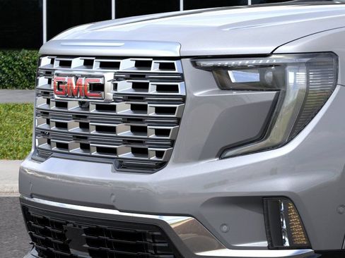 New 2026 GMC Acadia Denali w/ Super Cruise Package FWD image 13