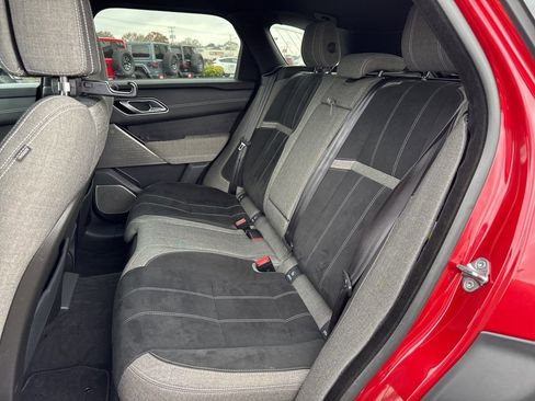 Used 2019 Land Rover Range Rover Velar R-Dynamic HSE image 22