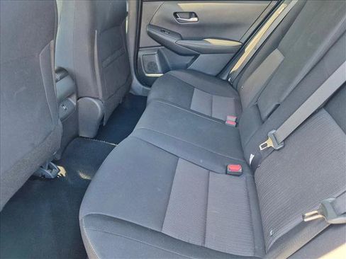 Used 2022 Nissan Sentra SV w/ All-Weather Package FWD image 17