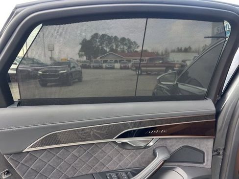 Used 2024 Audi S8 image 27