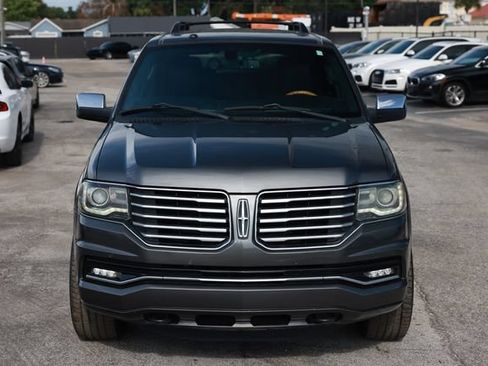 Used 2016 Lincoln Navigator Select RWD image 20