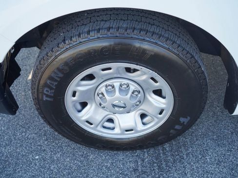 Used 2021 Nissan NV 2500 SV image 23