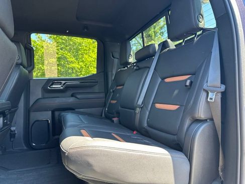 Used 2023 GMC Sierra 1500 AT4 w/ AT4 Premium Package AWD/4WD image 42