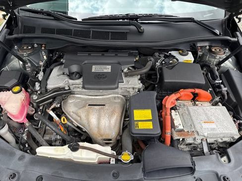 Used 2014 Toyota Camry XLE w/ Moonroof Package FWD image 27