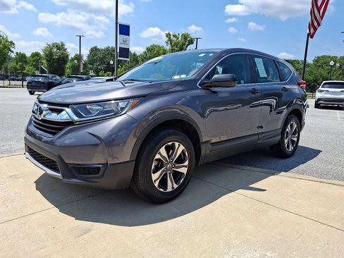Used 2018 Honda CR-V LX image 3