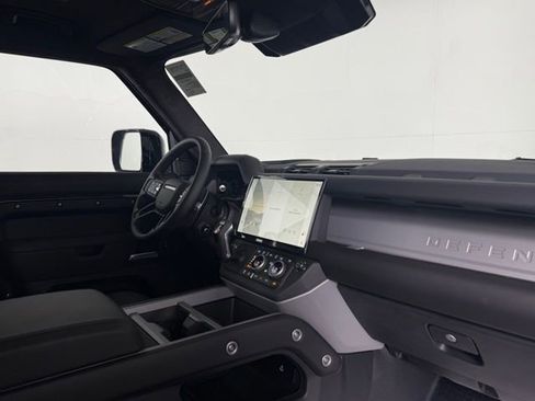 New 2026 Land Rover Defender 110 V8 image 19