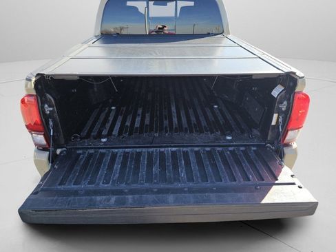 Used 2020 Toyota Tacoma SR5 image 24