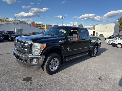 Used 2016 Ford F250 XLT w/ FX4 Off-Road Package image 4