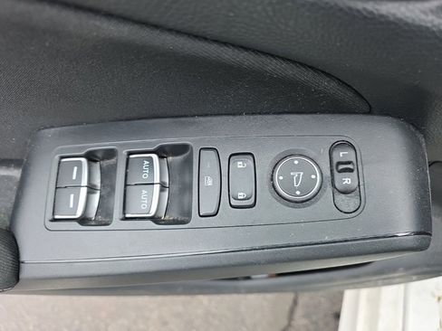 Used 2023 Honda Civic Sport image 12