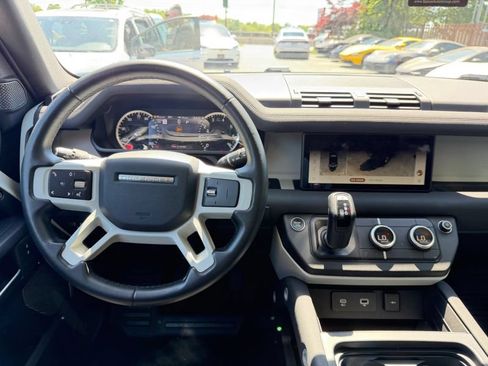 Used 2023 Land Rover Defender 110 AWD/4WD image 19