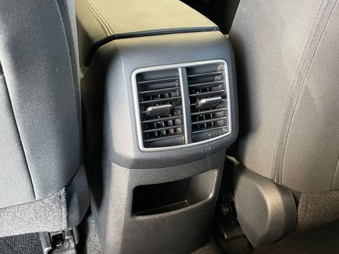 Used 2025 Kia Sportage LX image 22