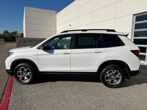 Used 2023 Honda Passport TrailSport image 8