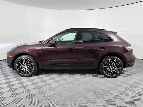 Certified 2024 Porsche Macan S AWD/4WD image 2