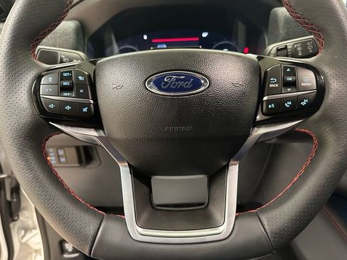 Used 2025 Ford Explorer ST-Line w/ Premium Package AWD/4WD image 11