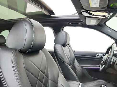 Used 2023 BMW X5 sDrive40i w/ M Sport Package image 23