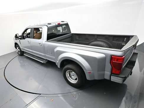 Used 2022 Ford F350 Lariat w/ Lariat Ultimate Package image 23