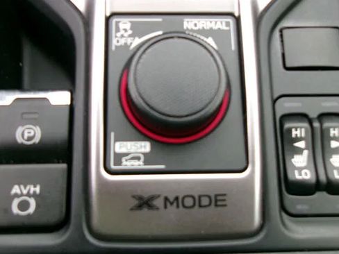 Used 2021 Subaru Forester Premium AWD/4WD image 18