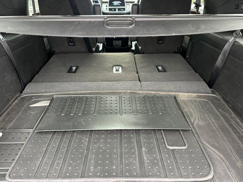 Certified 2023 Chevrolet Suburban Premier image 14