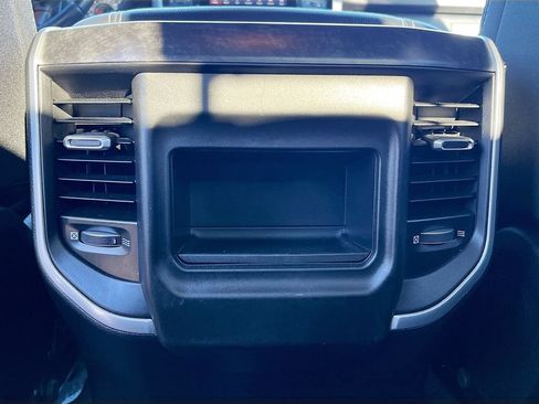 Used 2022 RAM 1500 Big Horn RWD image 24