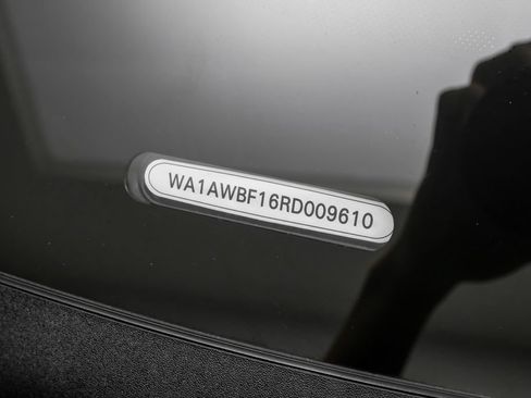 Used 2024 Audi SQ8 Premium Plus w/ Executive Package AWD/4WD image 55