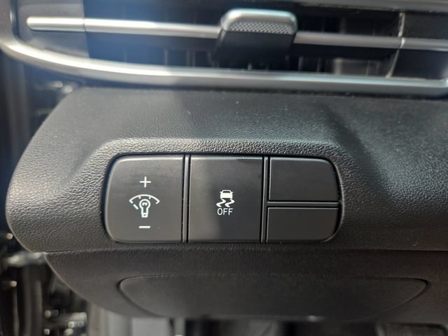 Used 2024 Hyundai Elantra SEL w/ Convenience Package FWD image 18