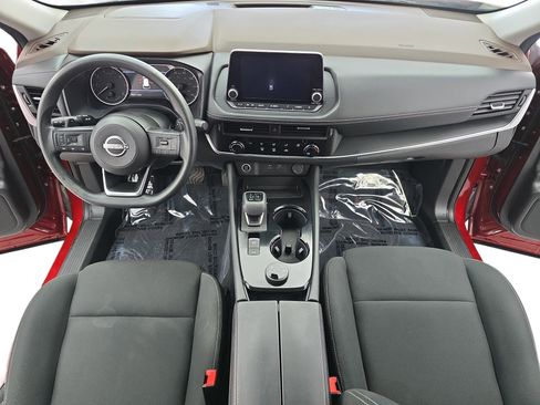 Certified 2023 Nissan Rogue S image 9