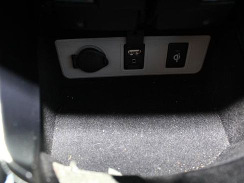 Used 2018 Toyota Avalon Touring image 38