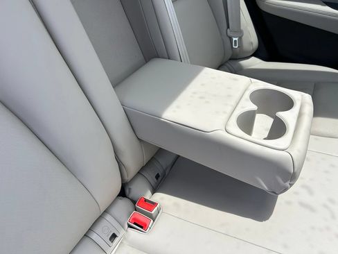 Certified 2021 Nissan Rogue SV w/ Premium Package FWD image 50
