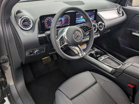New 2026 Mercedes-Benz GLA 250 image 3