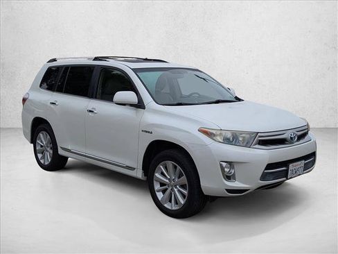 Used 2013 Toyota Highlander Limited image 4