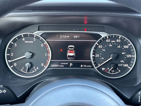 Used 2024 Nissan Rogue SV image 32