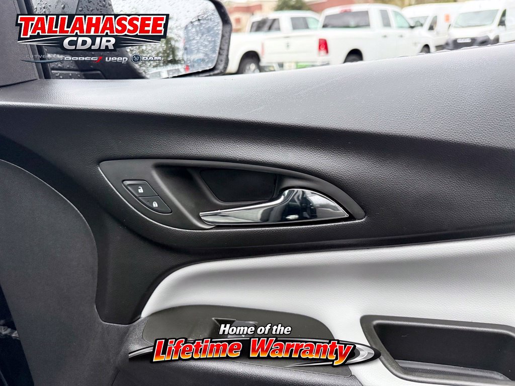 Used 2024 Chevrolet Equinox LS w/ LS Convenience Package AWD/4WD image 34