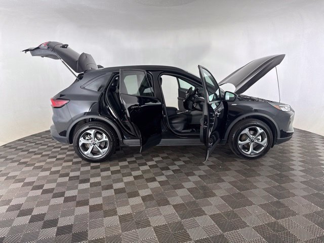 Used 2025 Ford Escape ST-Line AWD/4WD image 15
