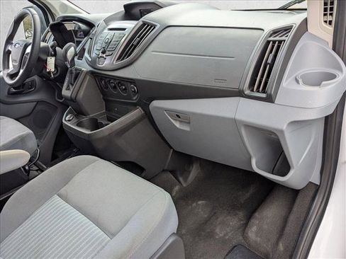 Used 2019 Ford Transit 350 XLT image 19
