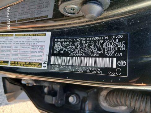 Used 2020 Toyota C-HR LE image 8