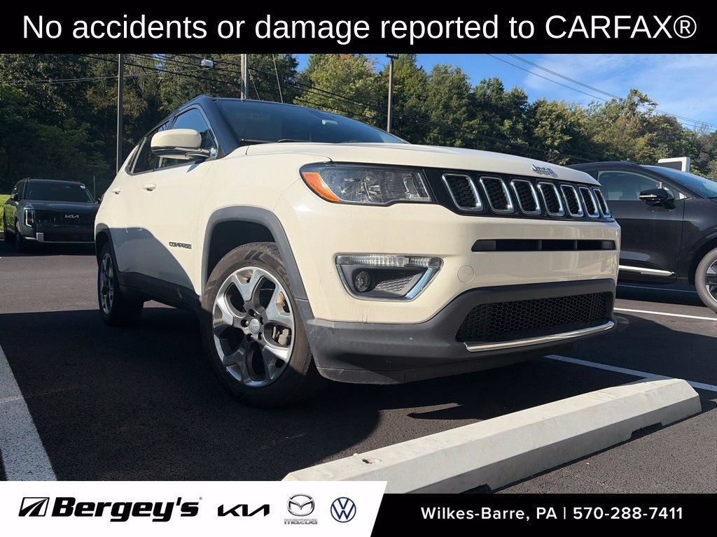 Used 2019 Jeep Compass Limited AWD/4WD image 2