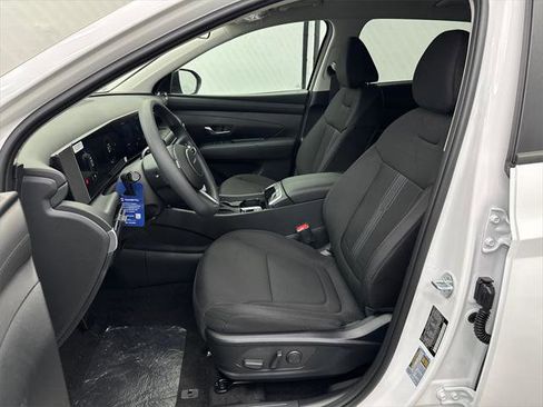 New 2026 Hyundai Tucson SEL image 9