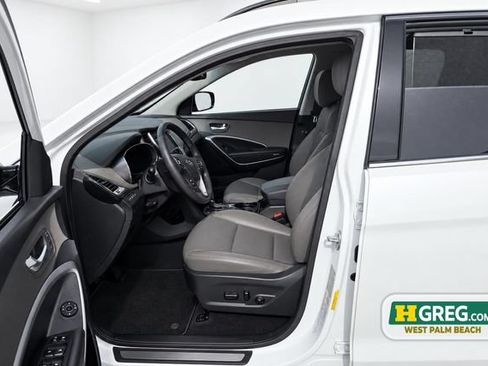 Used 2017 Hyundai Santa Fe Sport FWD image 8
