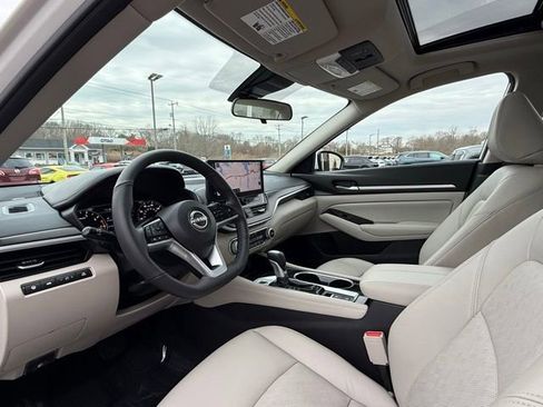 Used 2024 Nissan Altima 2.5 SL image 15