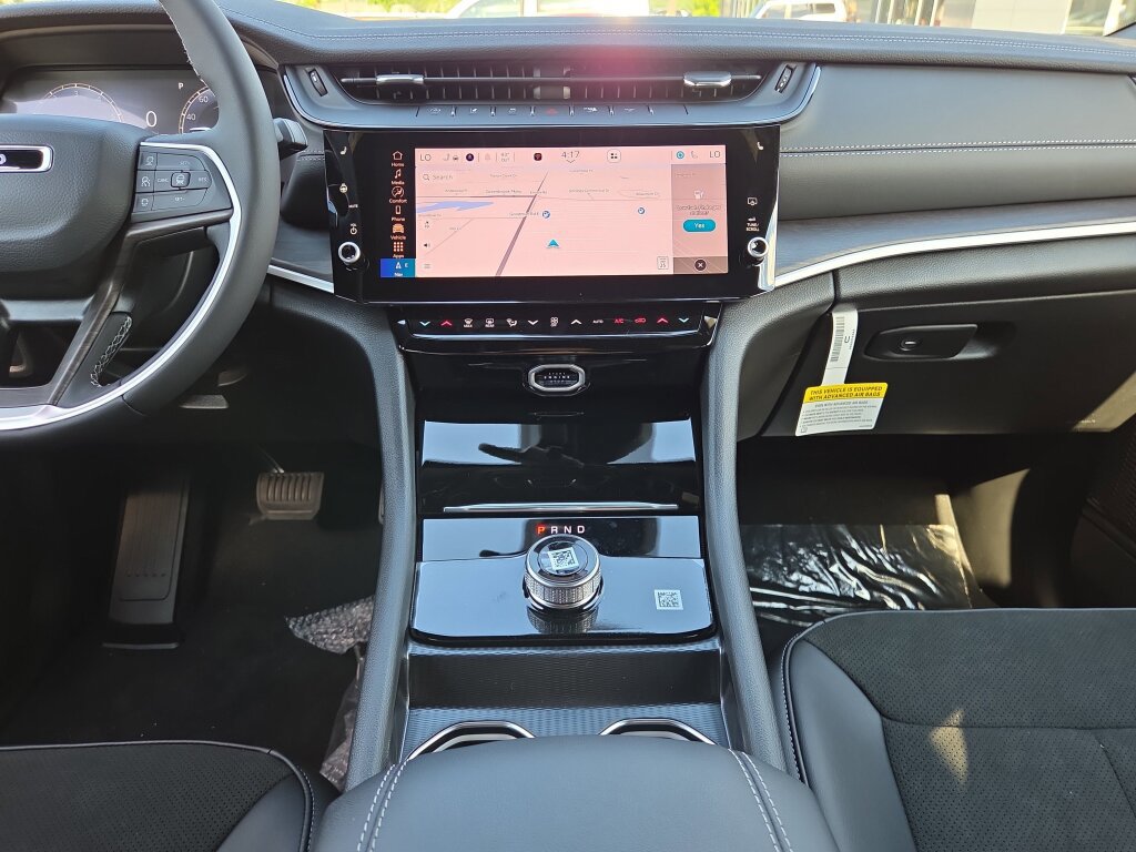 New 2026 Jeep Grand Cherokee Altitude RWD image 11