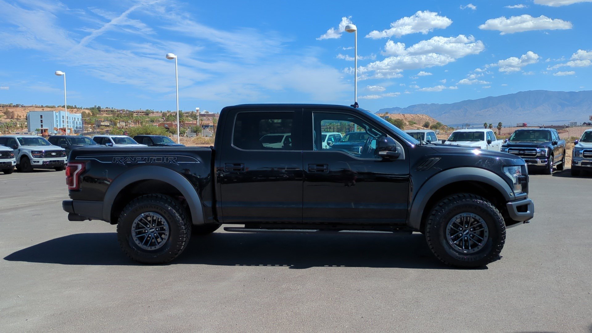 Used 2019 Ford F150 Raptor w/ Equipment Group 802A Luxury AWD/4WD image 2