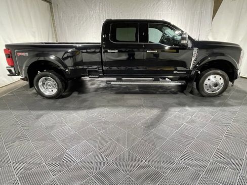 Used 2024 Ford F450 Lariat w/ Chrome Package image 4