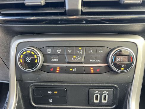 Certified 2021 Ford EcoSport Titanium image 29